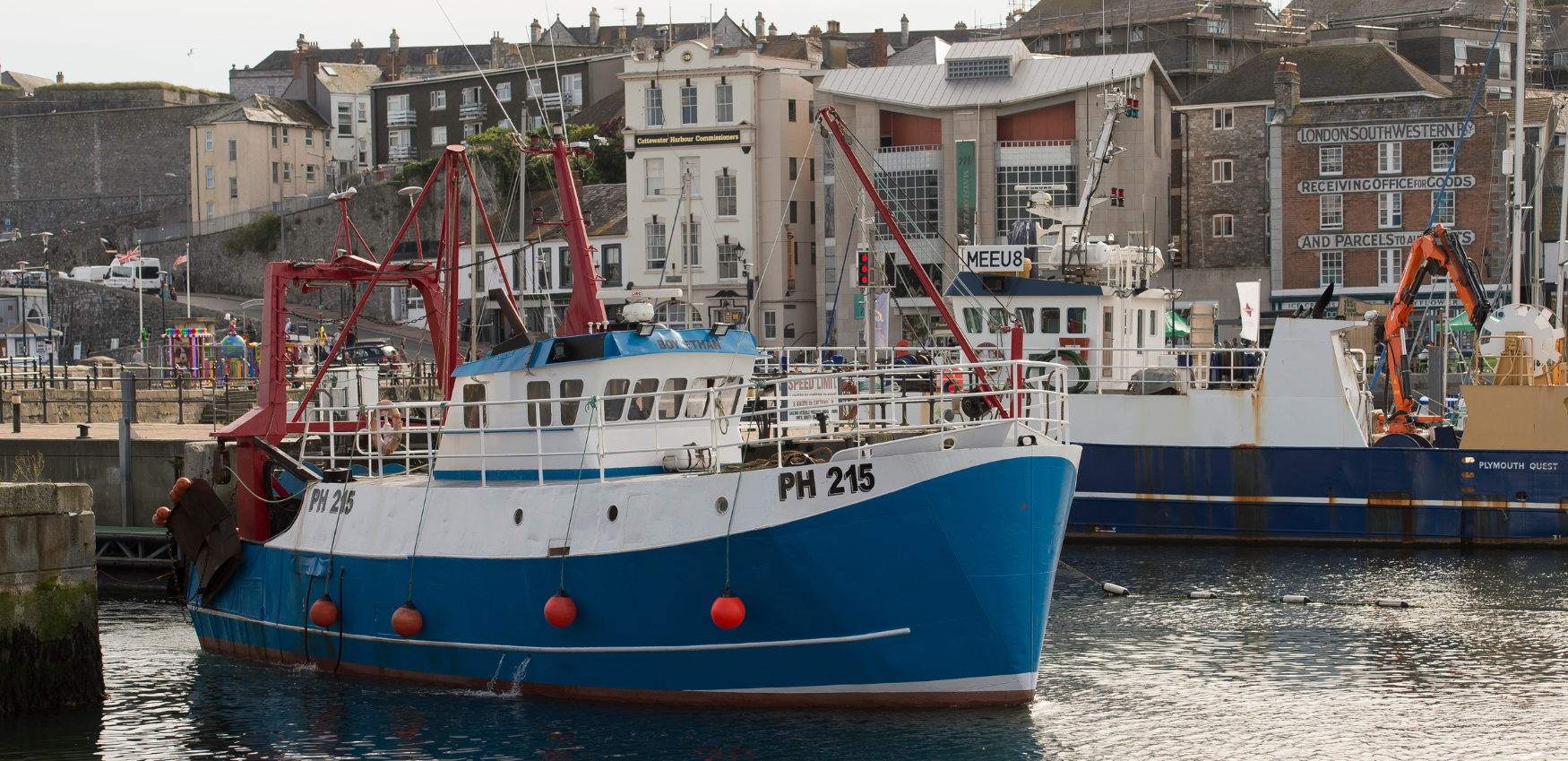 A boat on the water in the Barbican Plymouth 